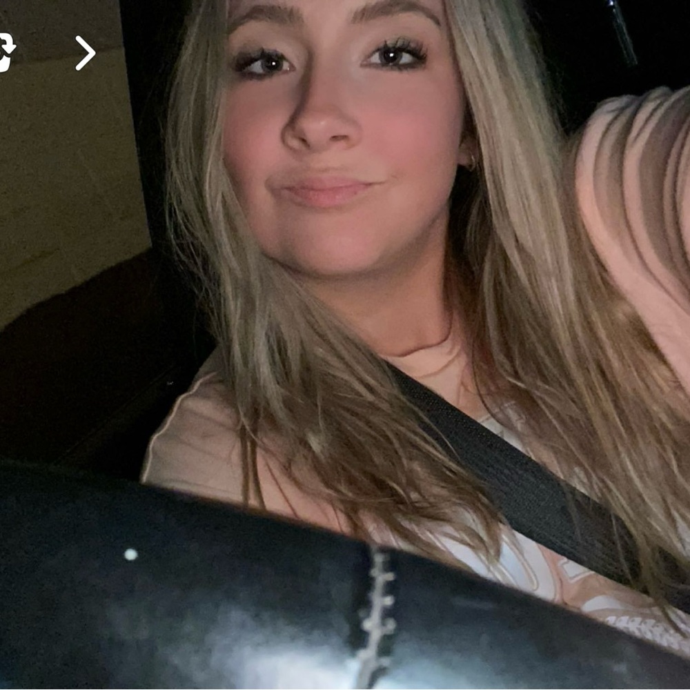Meet your Posher, Breanna